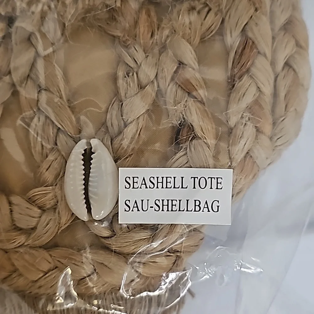 BEACHLY X SALT + UMBER - ISLA JUTE SEASHELL TOTE
